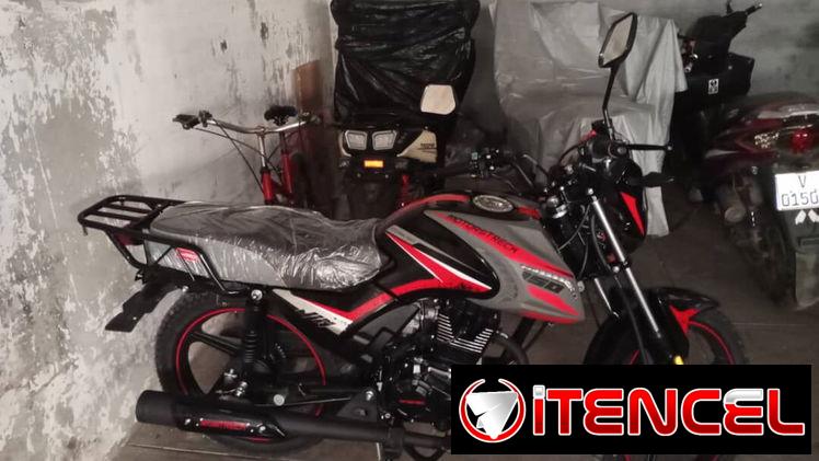 Moto de Combustión. Moto de combustible 150CC. Treck trek JIN.