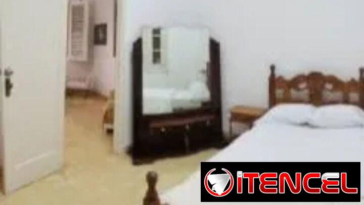 400 USD EL MES RENTO LINEAL APTO EN EL VEDADO MUY CENTRICO AL FRENTE EE HOTEL NUEVO TORRE K .52501177