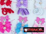 Set de lazos con felpas, coleros y pinzas. Accesorios para el cabello.