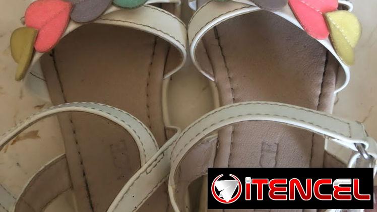 Zapatos de niña
