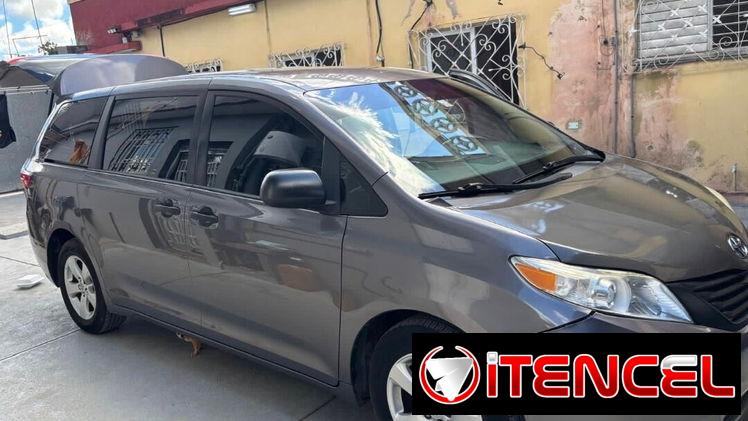 *🔥🚐 TOYOTA SIENNA 2019