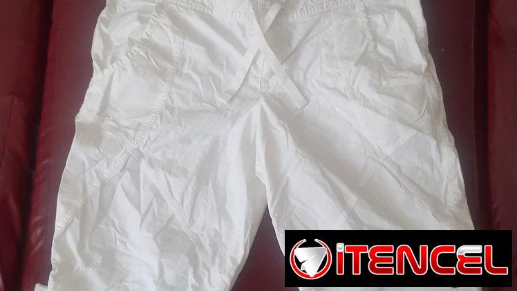 Short Nike (Bermuda Elastizado, Nuevo) de color blanco talla S