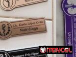 PERSONALIZADOS GAFETES PLACAS CHAPILLA DE IDENTIFICACIÓN PARA MÉDICOS PERSONAL DE LA SALUD
