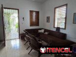Casa de 4/4, garaje p/2 autos, 193m², en la Víbora (VB-43)