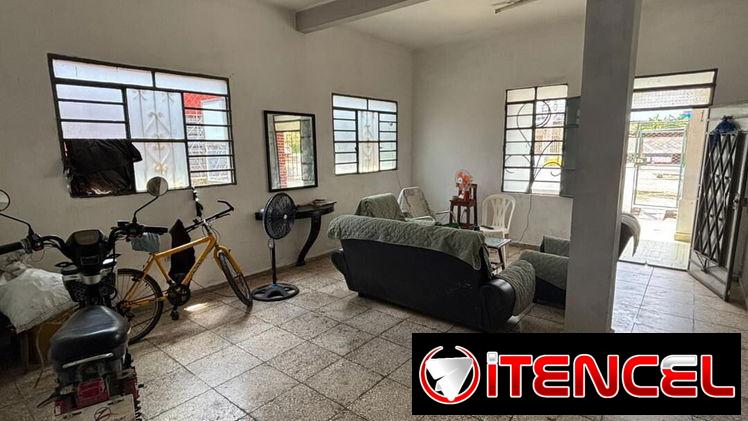• LR008  🏡 Casa en venta – Reparto Martí, Cerro, La Habana  📍 Ubicación: Reparto Martí, municipio Cerro. 📌