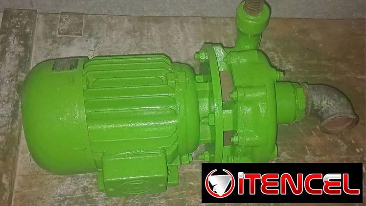 Motor trifacico