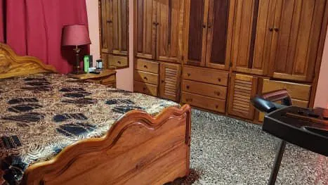 VENTA DE CASA EN MARIANAO TRES NIVELES