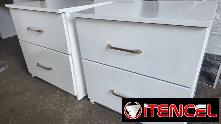 Excelente closes, gaveteros, mesas d PC,cómodas y estantes con espejos