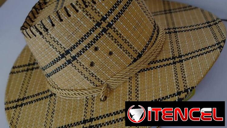 Sombrero de paja de ala ancha