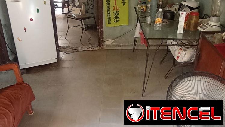 Tengo 2 apartamentos que permuto por una casa
