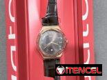 Swatch manilla de cuero new en caja 120 usd