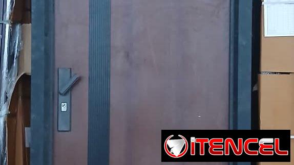 10 Puertas para exteriores abren para la derecha y para la izquierda  400usd Mensajería por costo adicional o recogida