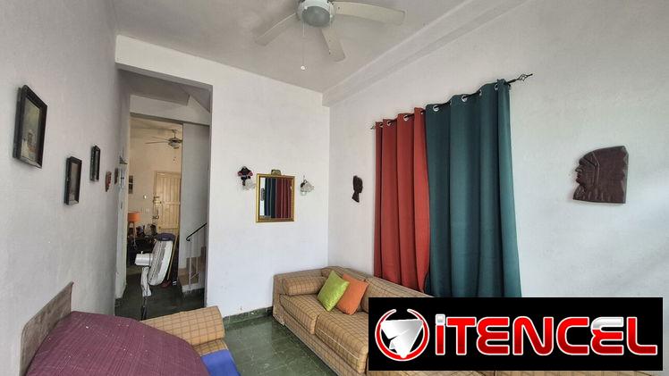 Vendo casa biplanta independiente cn garage patio y piscina.lawton