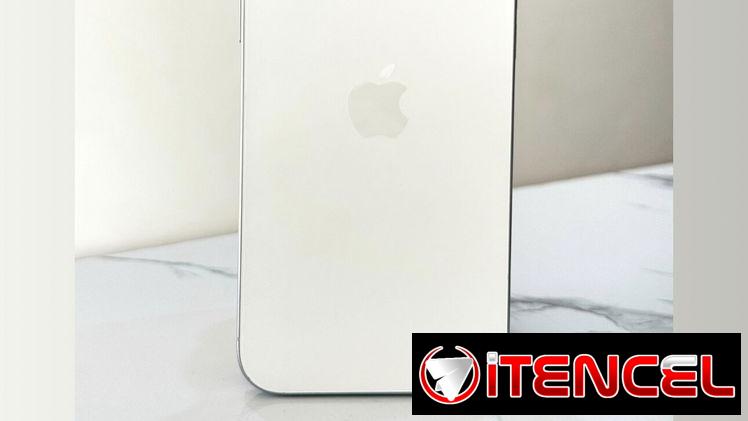 iPhone 16 Pro Max 256GB libre x RSIM. Bat 95%
