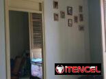 Se vende casa semi independiente, en la Habana Vieja.