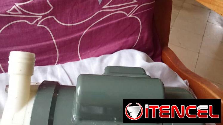 SE VENDE MOTOR DE AGUA 220V