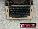 2 maquinas de escribir a 1000 cup cada una