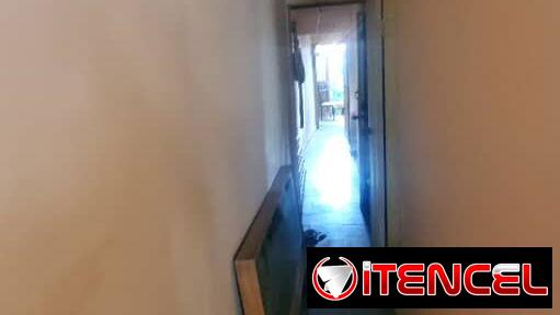 Vendo casa en Marianao pogolotti puerta calle con posibilidad de guardar una moto de 3 habitaciones dos baños en bajos c