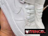 52849429 Tenis de niño ..del 30 al 36    30 usd o equiv Playa