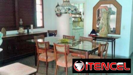 Casa 5/4, 4 baños, garaje, Nuevo Vedado (NV-51)