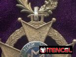 SE VENDE MEDALLA ANTIGUA PRECIO 15 USD LLAMAR AL 55588362 LA HABANA SI DA APAGADO ENVIAR SMS