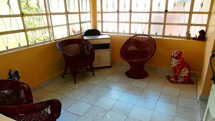 Apartamento en Casa Biplanta planta alta ( NH-17)