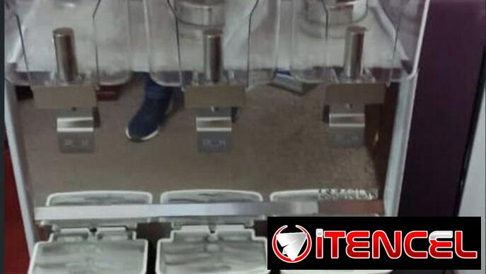 Juguera de 3 tanques de 12 litros cada uno nueva en caja