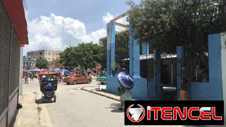 Taller de celulares Habana cerca del parque del Curita