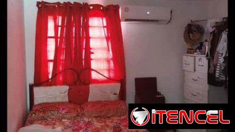 Apartamento 3er piso de 1 cuarto y placa libre