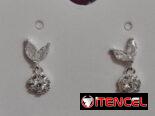 Finos Aretes plateados _Oro Laminado y Cadenas Pandora.