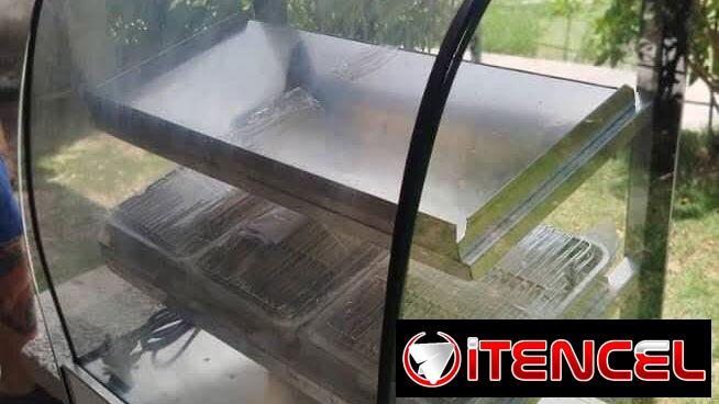 Exhibidoras, frigoríficos, hieleras, neveras, hornos, planchas de gas y eléctricas, Cafetera industrial