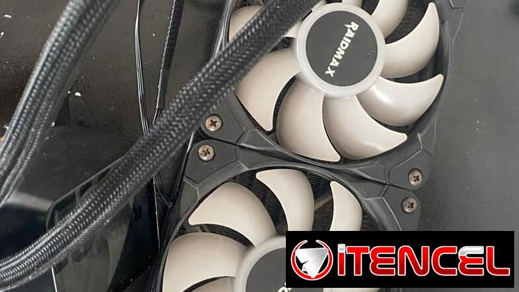 ❄️ **Sistema de refrigeración líquida Raidmax 240mm**