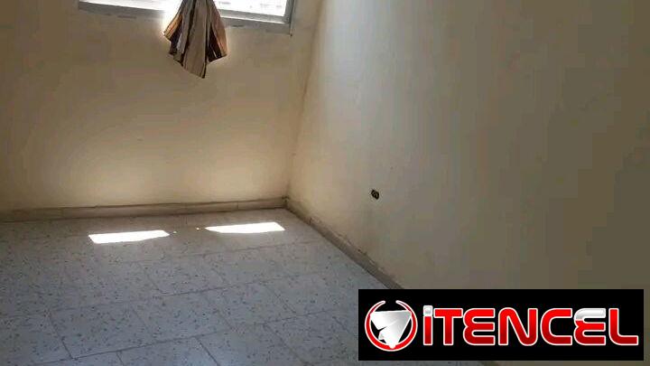 Se vende casa en ciudad deportiva