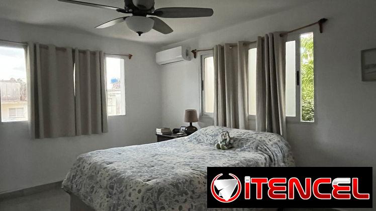 Renta lineal de excelente apartamento en Playa