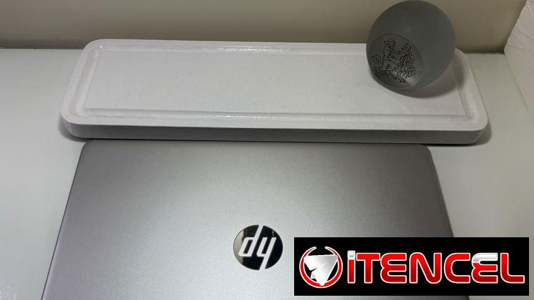 Laptop HP   (Básicamente Nueva )