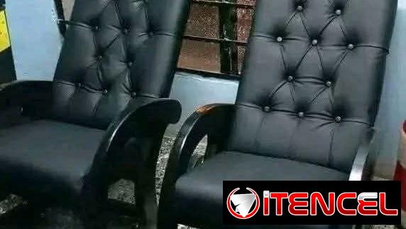 Excelente Juego d Sillones  Tapizados