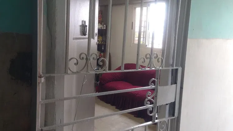 NUEVO APARTAMENTO PUESTO EN VENTA EN LUYANO, EN LA MISMA CALZADA DE CONCHA Y SE DEJA CON CASI TODO 1 er PISO