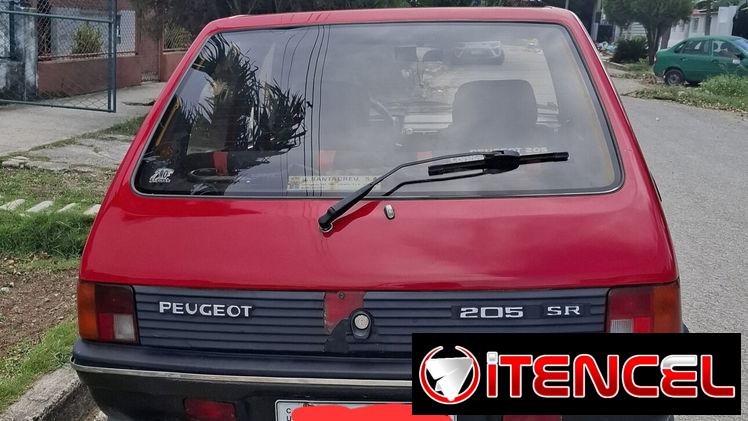 Peugeot 205 familiar en excelentes condiciones.