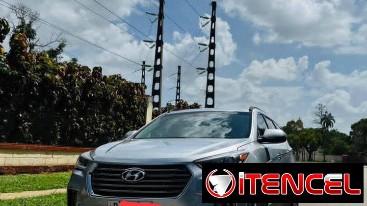 Carro (auto )Hyundai Santa Fe Limited 2017* Con todos los extras , en perfecto estado listo para ti