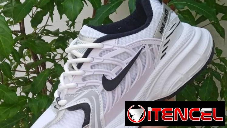 Nike skate blanco y negro