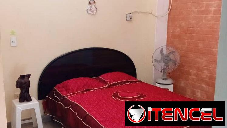 🏠 Apartamento de Renta Lineal En Habana Vieja. 💵 Precio: 400 usd por mes con 2 habitaciones