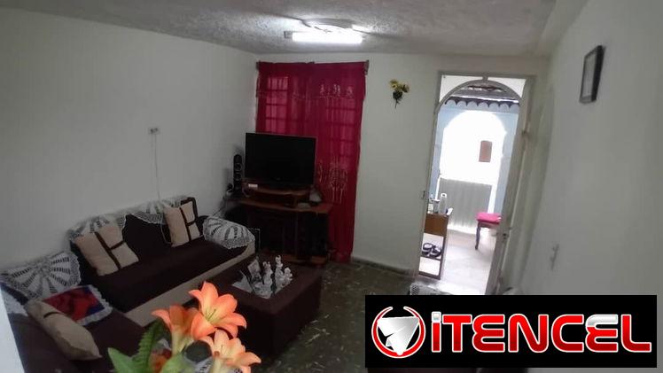 Casa independiente 3 cuartos 2 baños lisa Arroyo arenas
