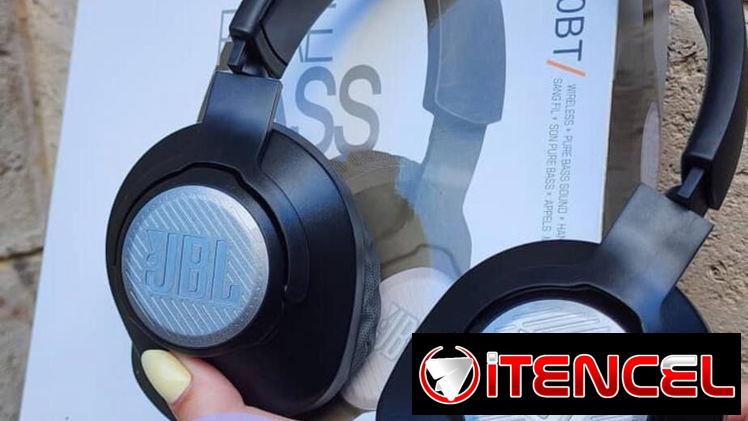 Audífonos JBL tipo cascos