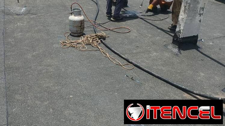 Brigada ELite de mantas de techo