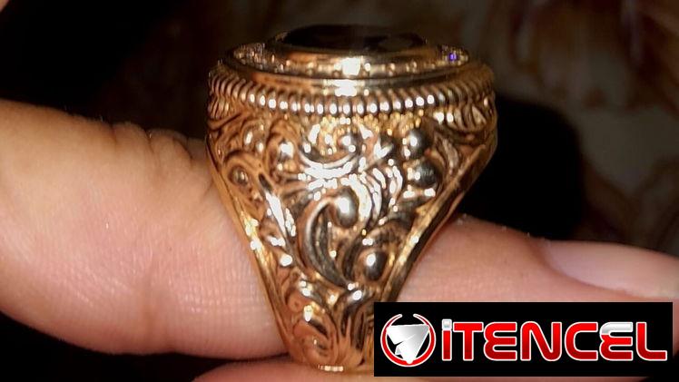 Se vende sortija de oro