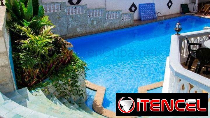 Hostal en Boca Ciega Casa con Piscina cerca del Mar