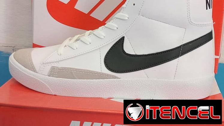 Tenis Nike Blazer