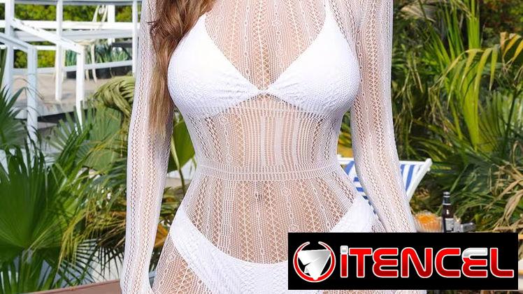Mallas playeras. Vestidos para la playa. Pareos