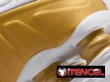 NIKE SHOX R4