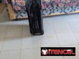Se vende maleta de equipaje pequeño